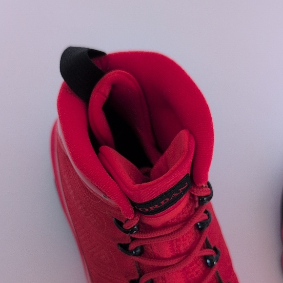 Air Jordan 9 Retro Chili Red - Picture 11 of 15